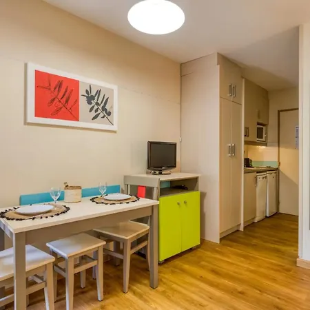 Le Murmure Pieds Dans L'eau 3* لا غراند موت