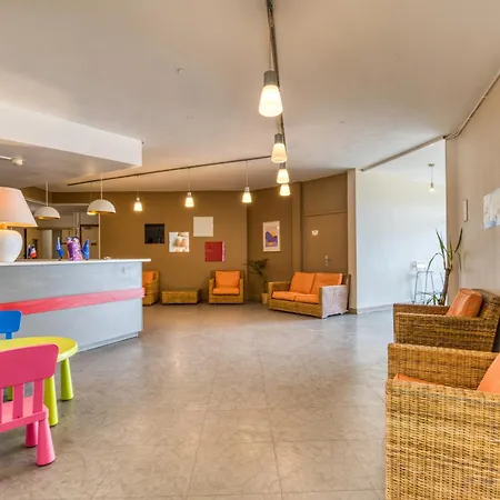 Aparthotel Le Murmure Pieds Dans L'eau La Grande-Motte