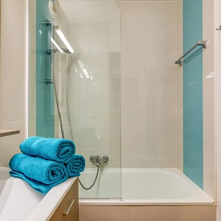 Le Murmure Pieds Dans L'eau 3* La Grande-Motte