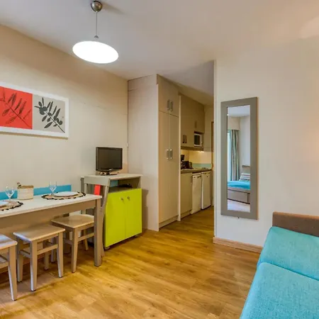 Apart-hotel Le Murmure Pieds Dans L'eau 3*