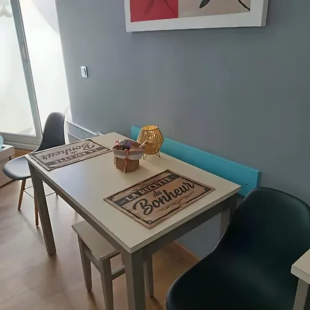 Le Murmure Pieds Dans L'eau Apart-hotel