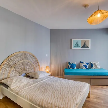 Aparthotel Le Murmure Pieds Dans L'eau La Grande Motte
